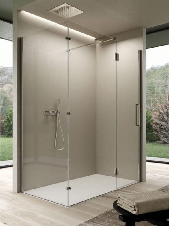 Shower cubicle