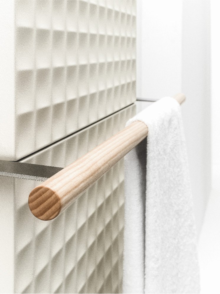 Antrax, Waffle V Designer radiator 164x61 cm