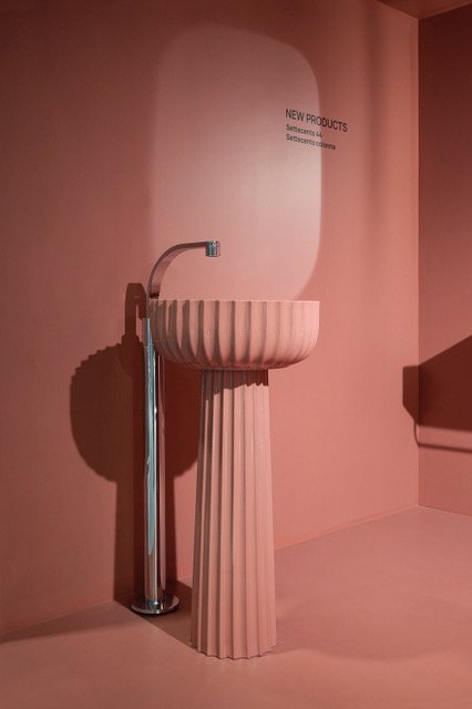 Flaminia, Settecento Lavabo freestanding