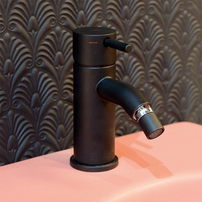 Cisal, Nuova Less Miscelatore bidet