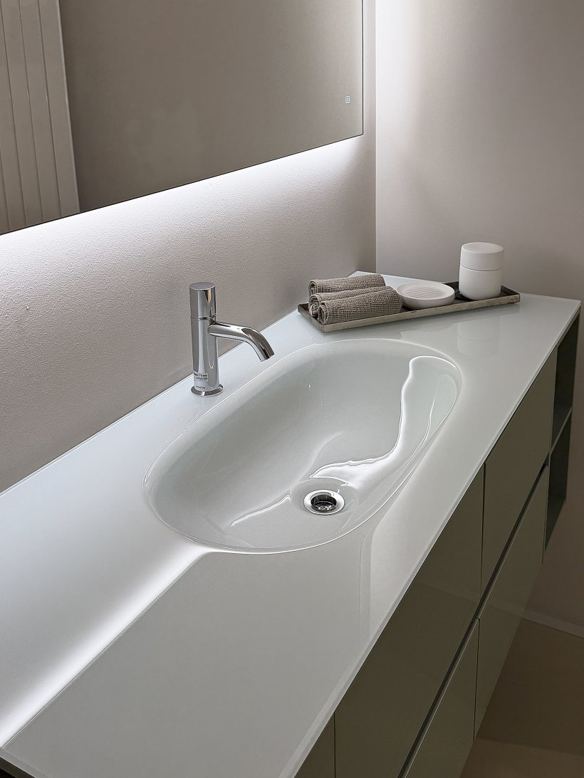 Aqua, Nyu Mobile portalavabo L130 cm