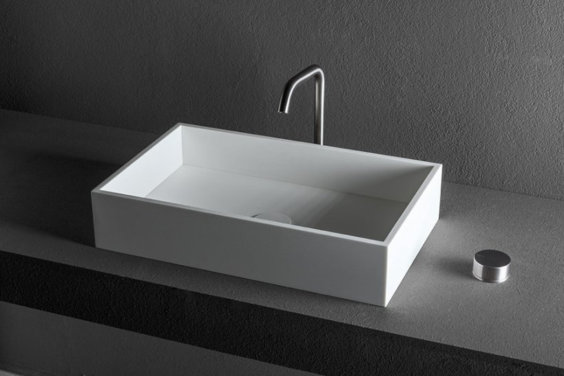 Makro, Cube Lavabo 70x32 cm
