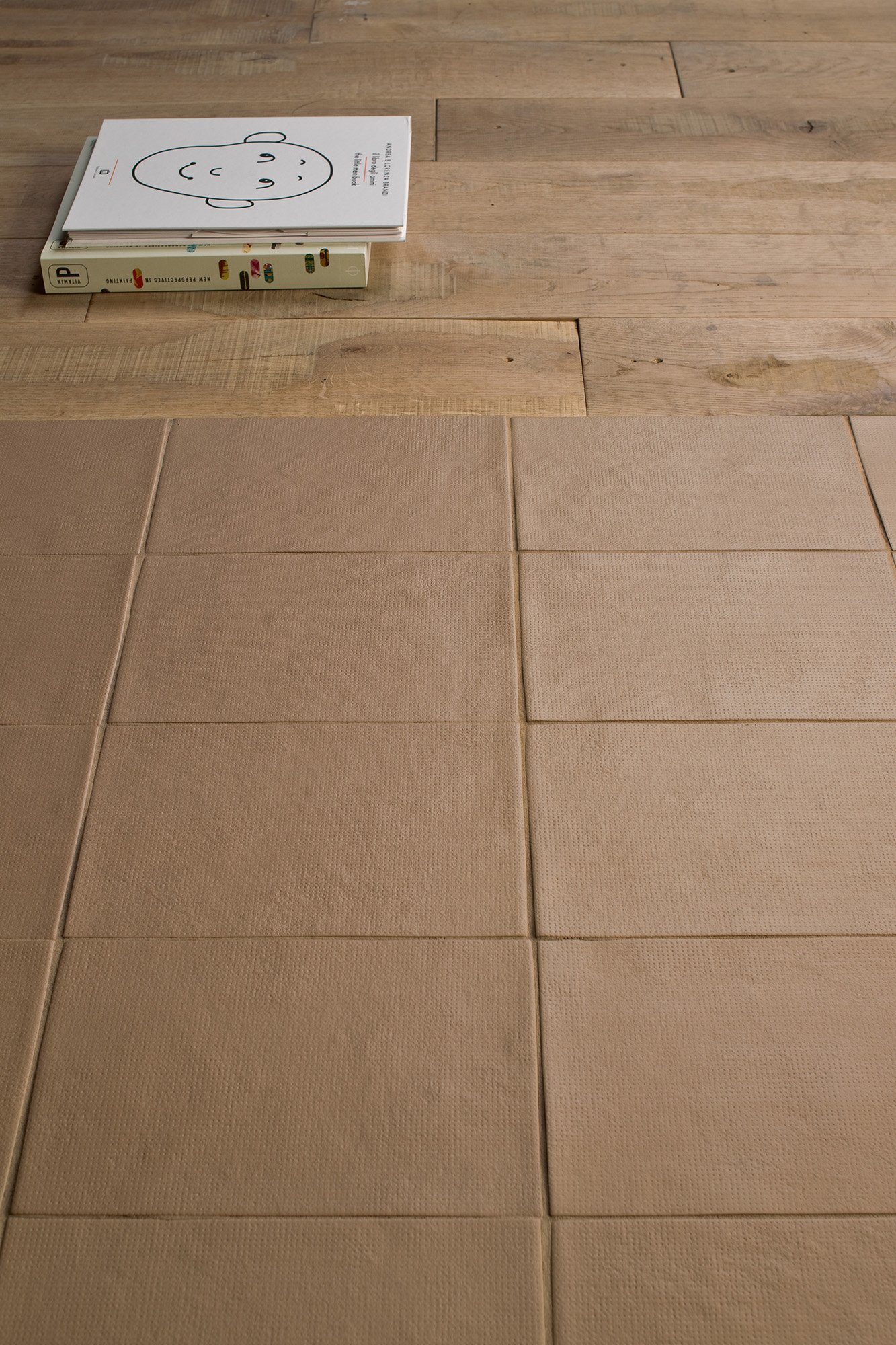 Mutina, Bas-Relief Code 18x54 cm