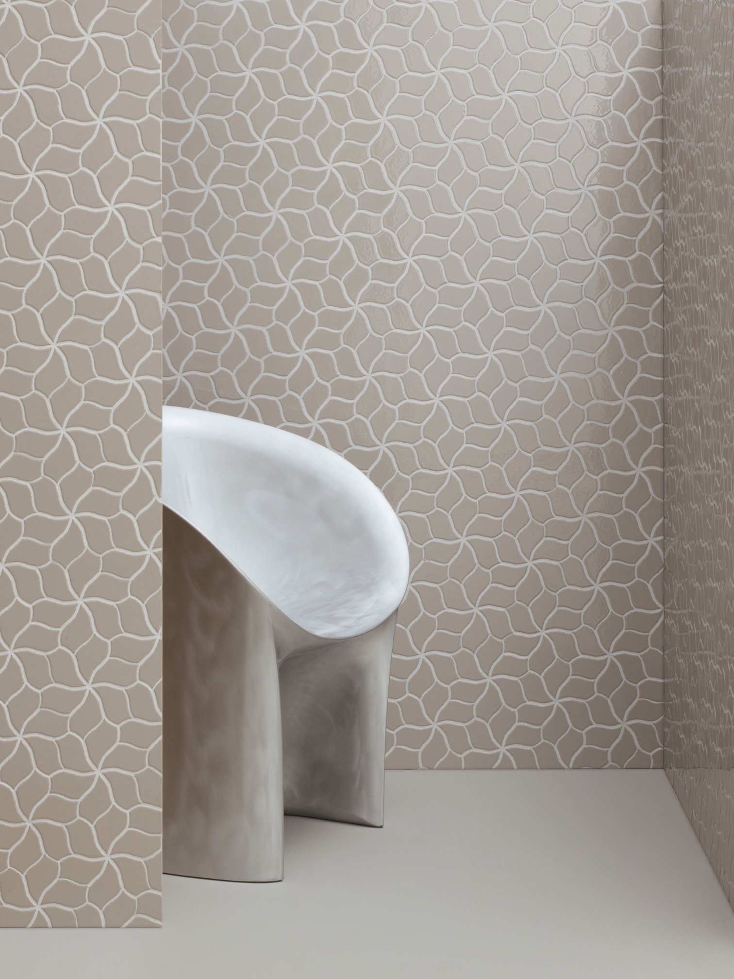 Mutina, Botanica Flower mosaic 23.5x41.1 cm