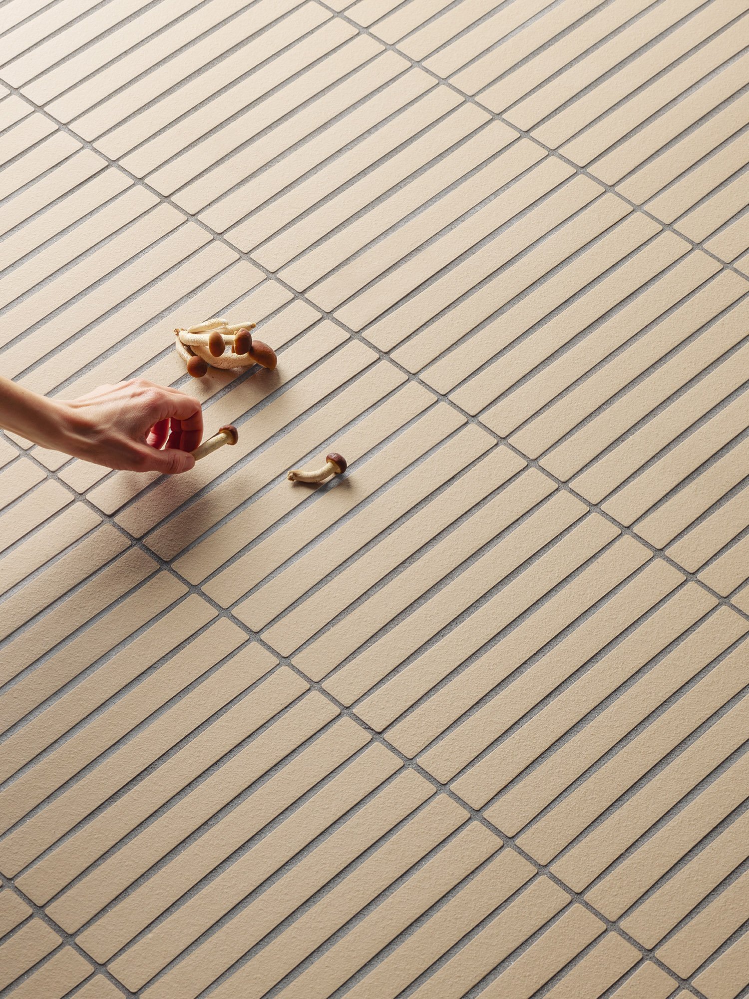 Mutina, Osso & Bottone 27.5x3 cm