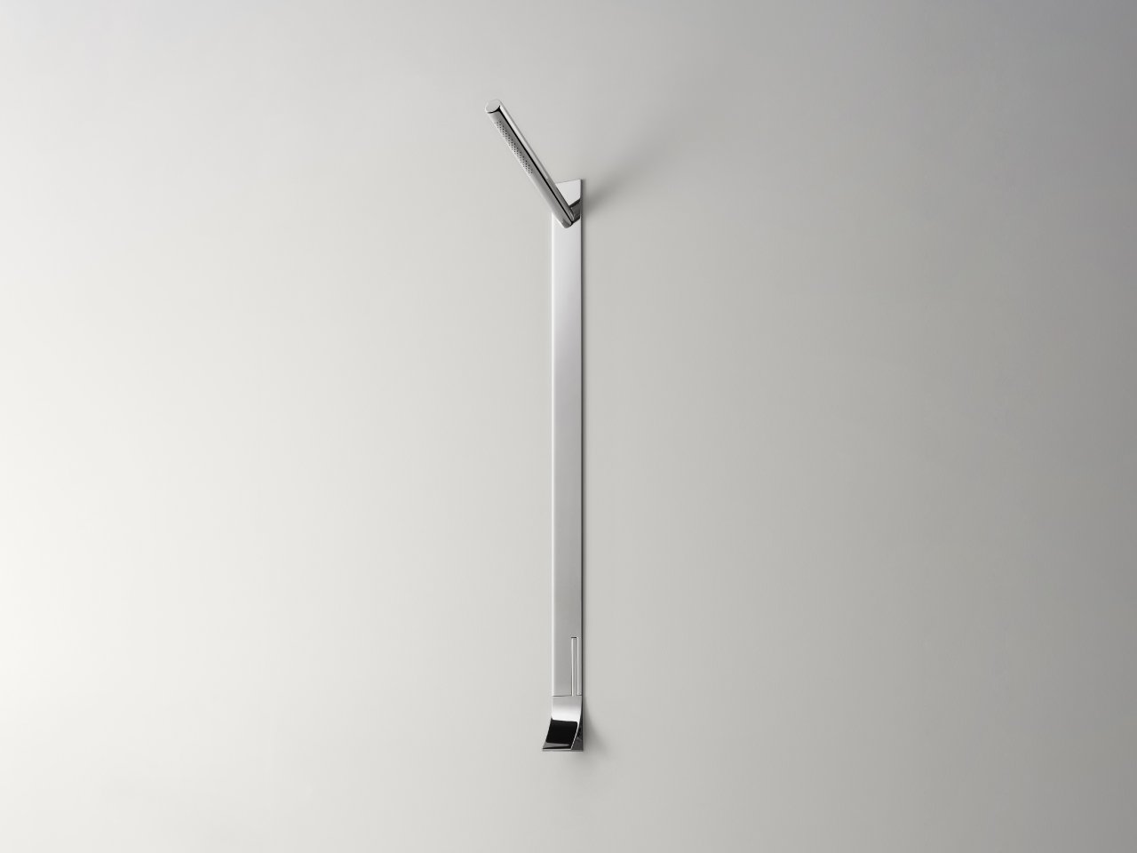 Cea, Cut Plus Shower column