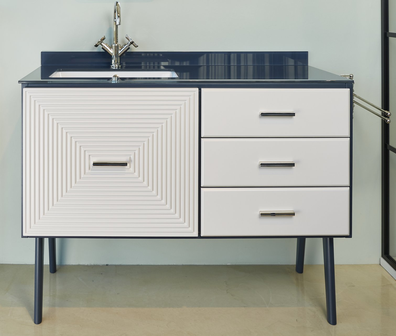 Park Avenue, Maze Mobile portalavabo L 119 cm