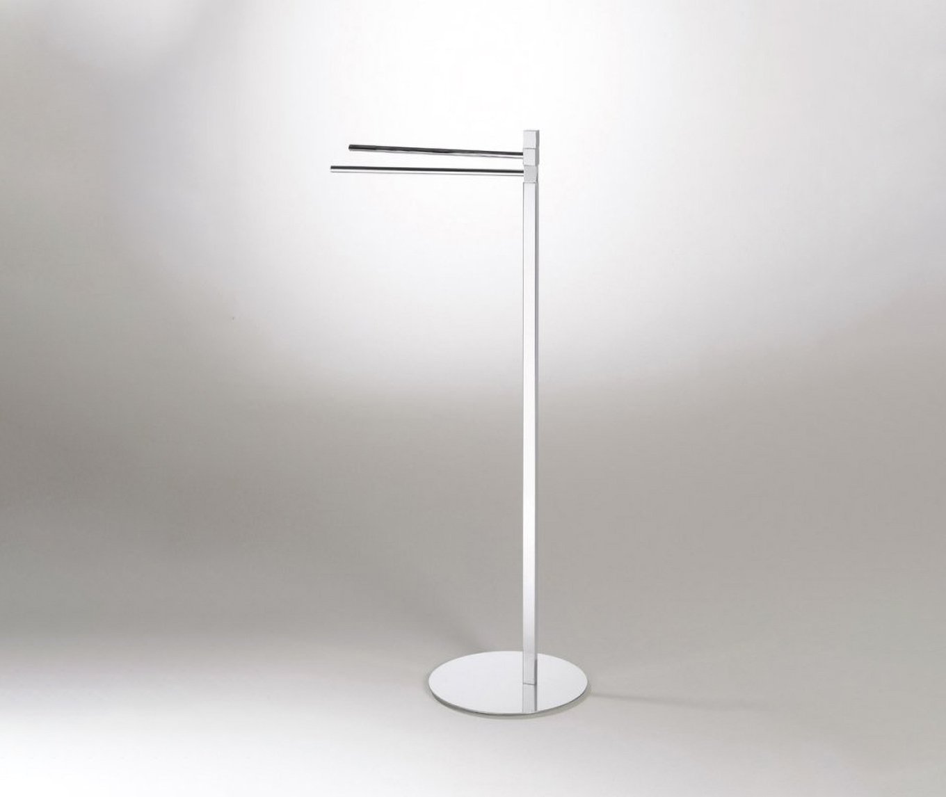 OML, Glue Towel stand