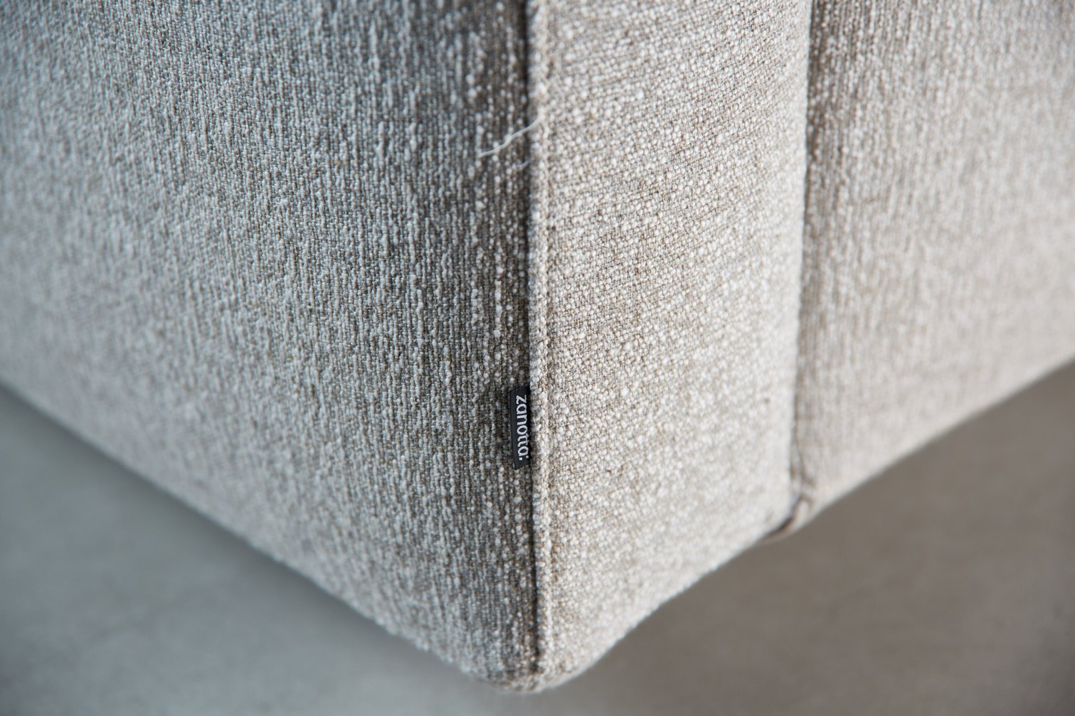 Zanotta, Pianoalto Divano 470x183 cm