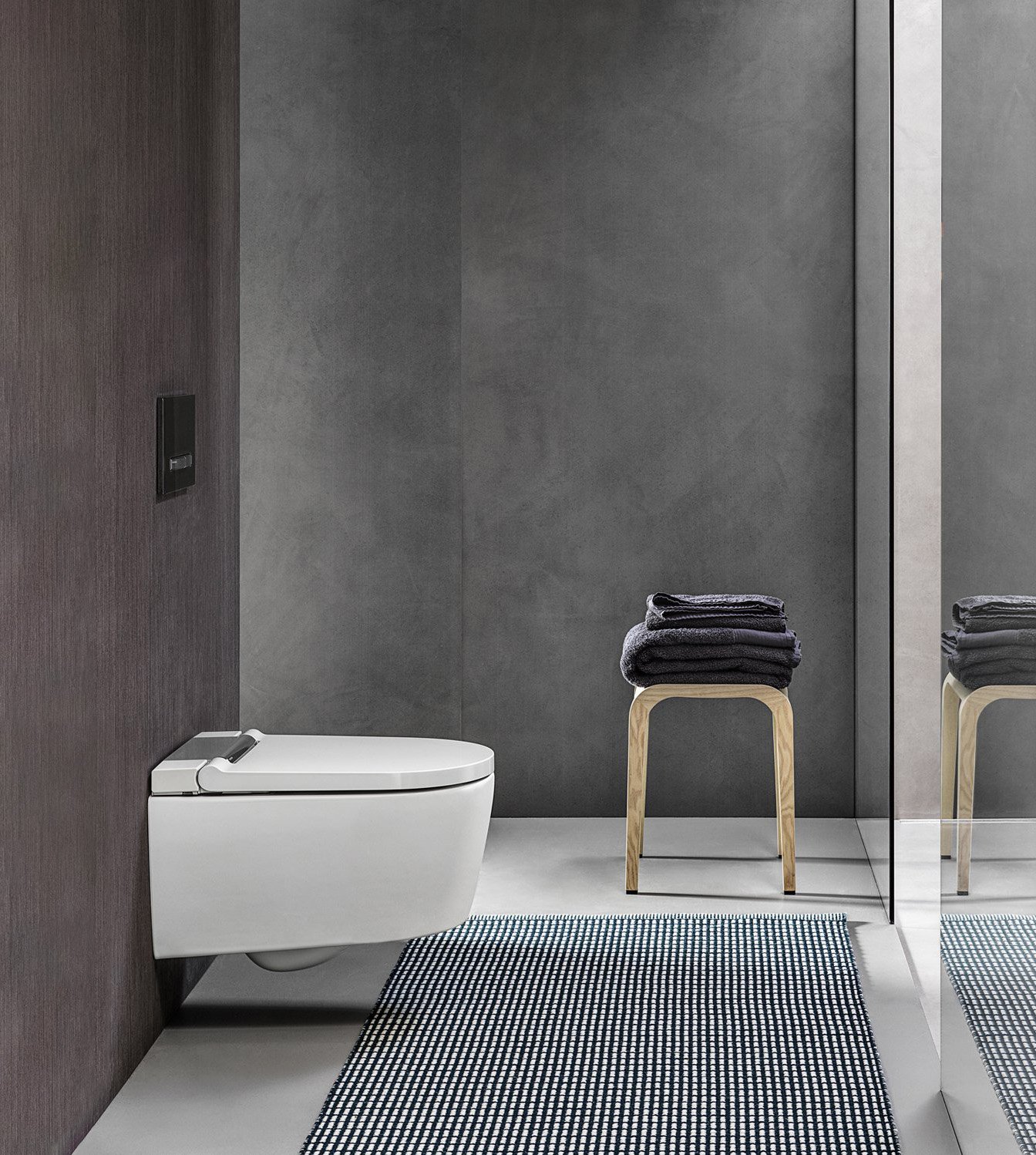 Geberit, AquaClean Sela Wall hung toilet