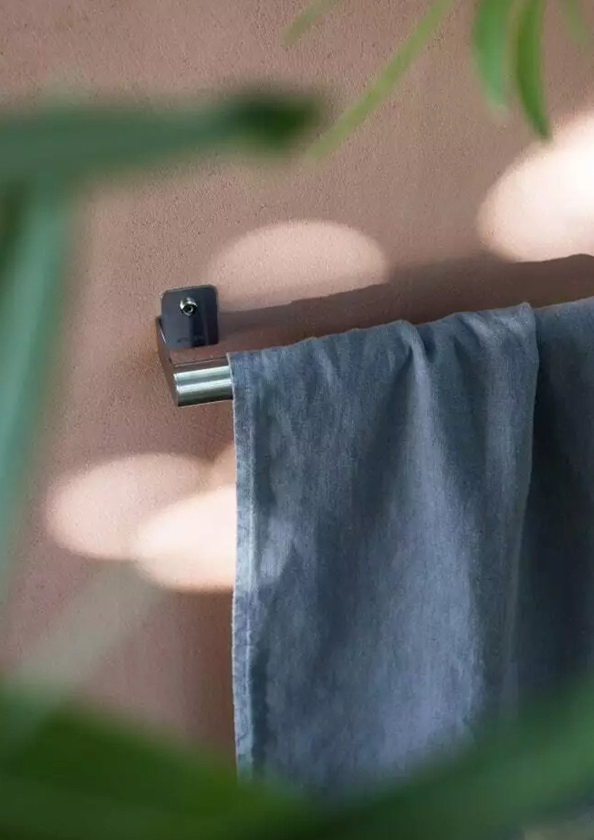 Agape, Mach 2 Portasalviette