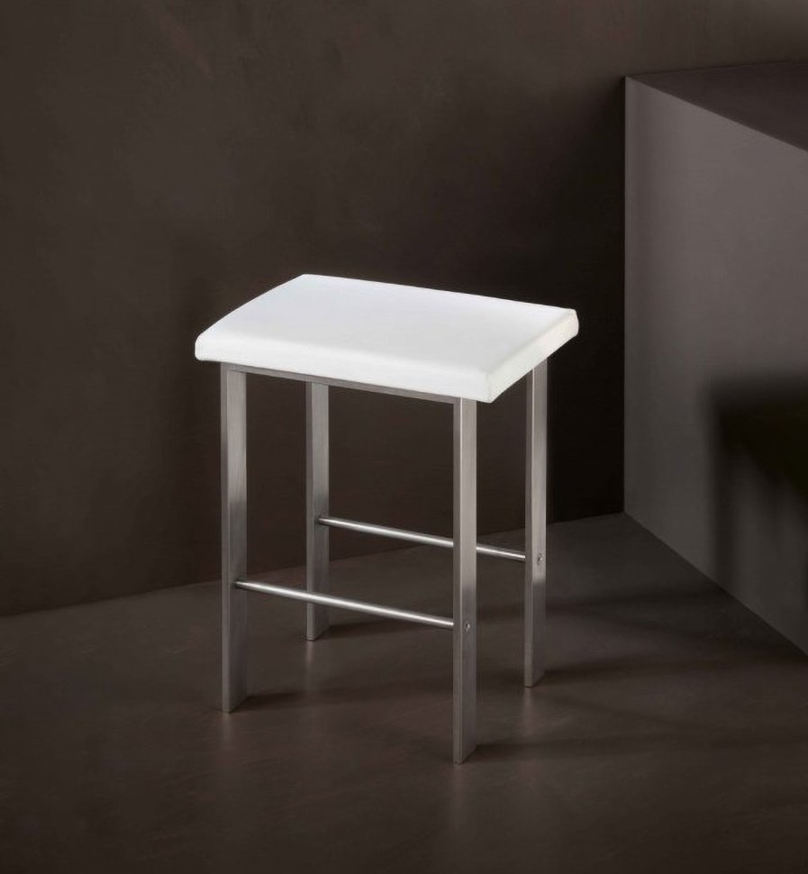 OML, Eagle Stool