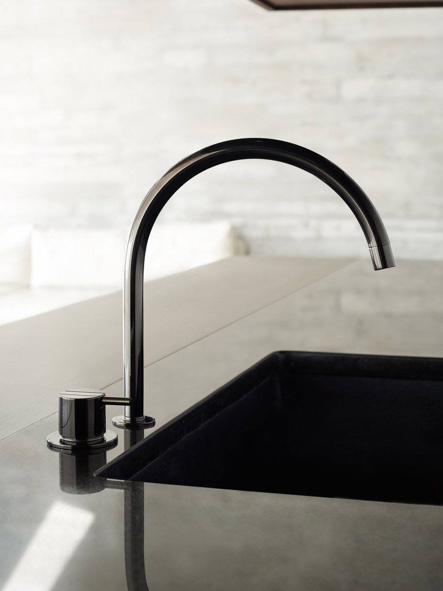 Vola, Miscelatore lavabo