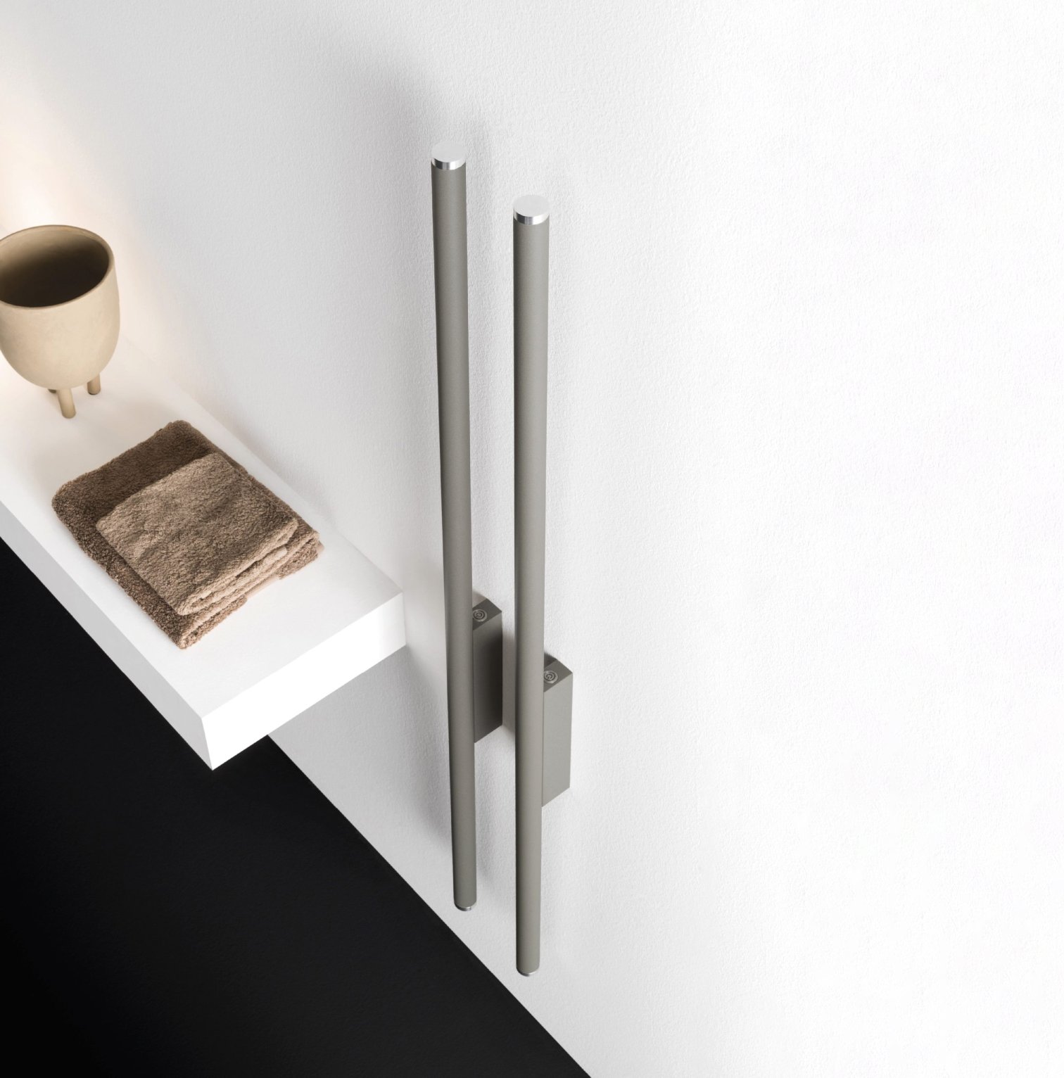 Antrax, Tina Electric towel warmer L.142 cm