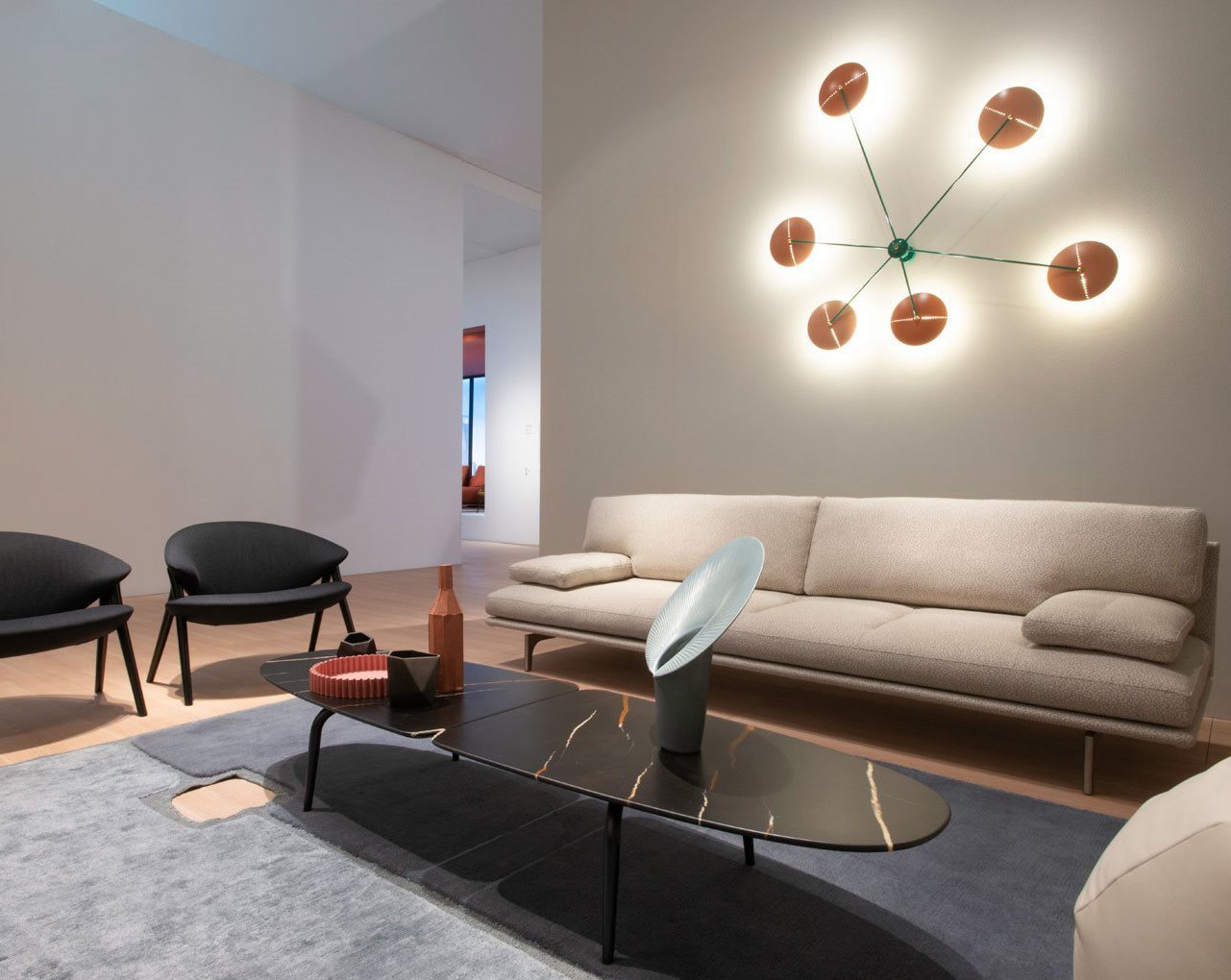 Zanotta, Milano+ 240x94 cm Sofa