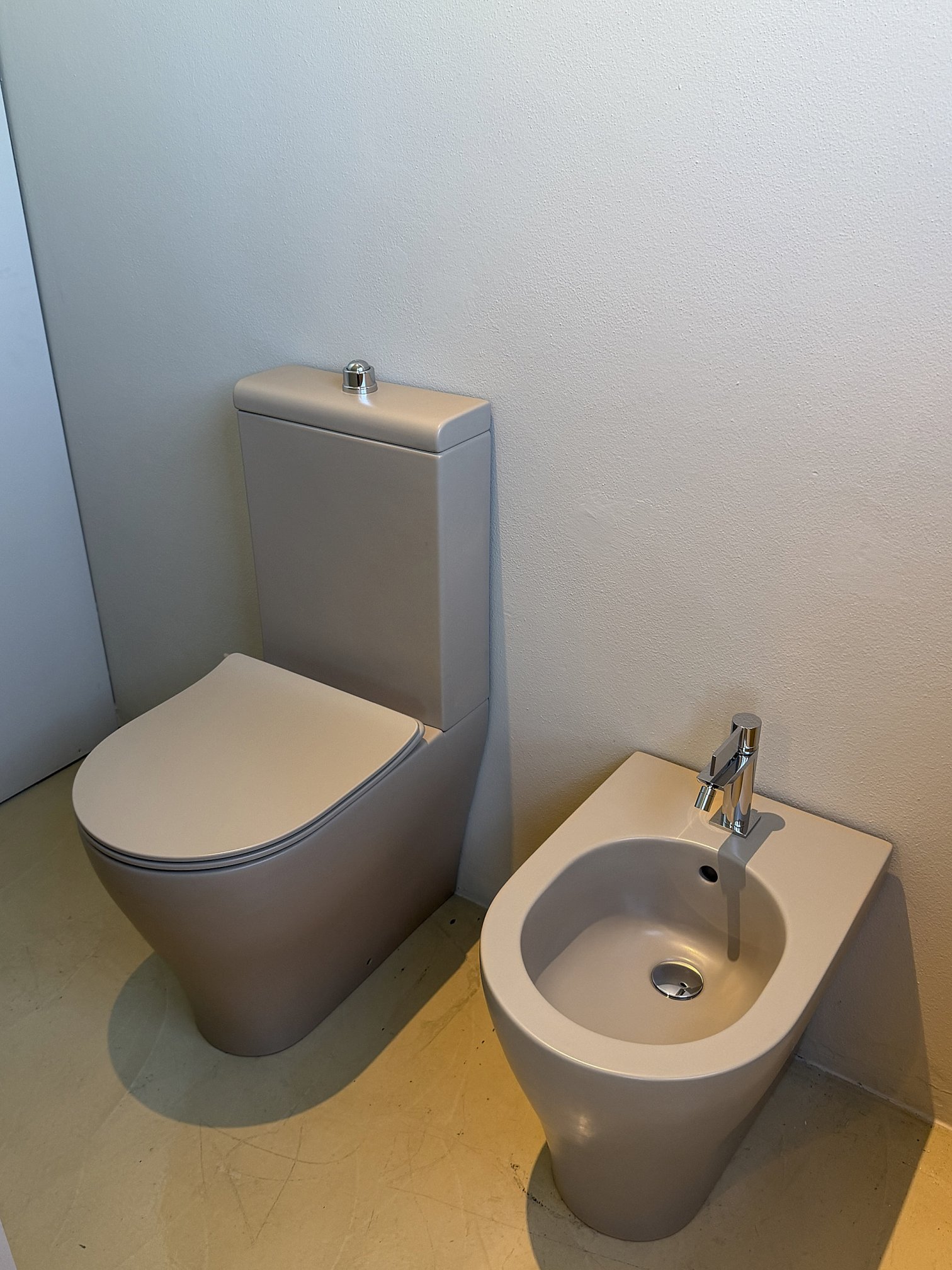 Flaminia, App Coppia sanitari