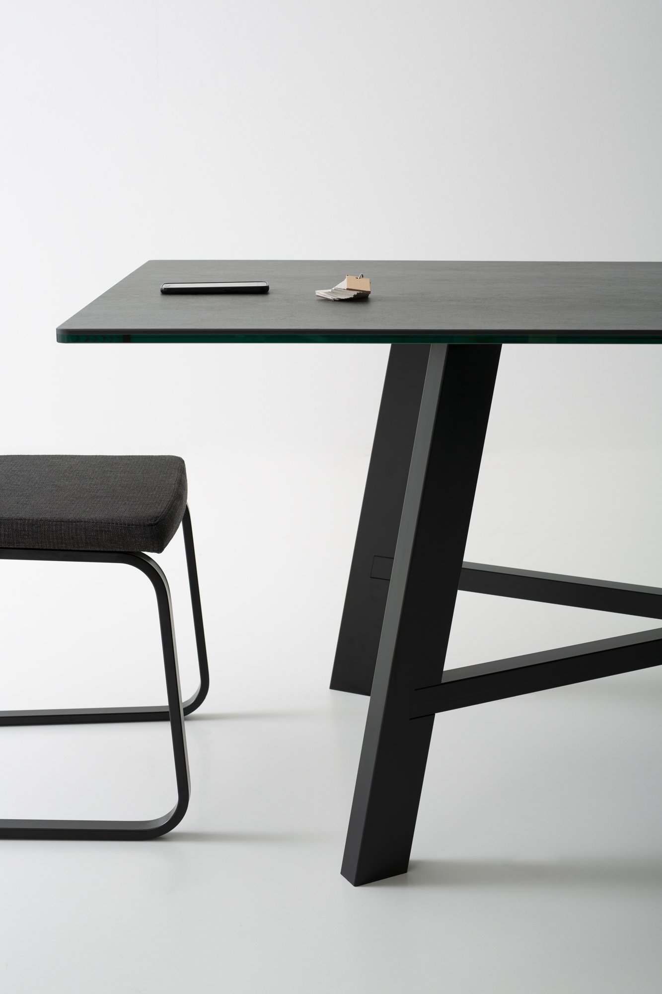 Pointhouse, Thor 180x90 cm Table