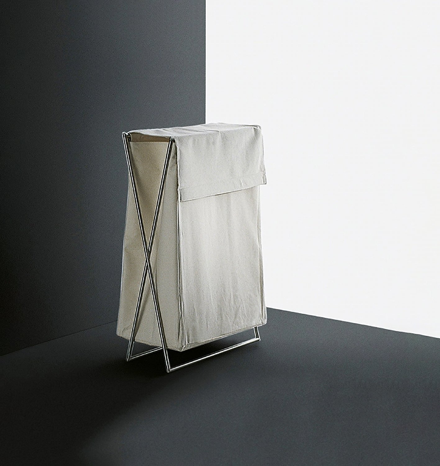 Boffi, Minimal Freestanding laundry bag