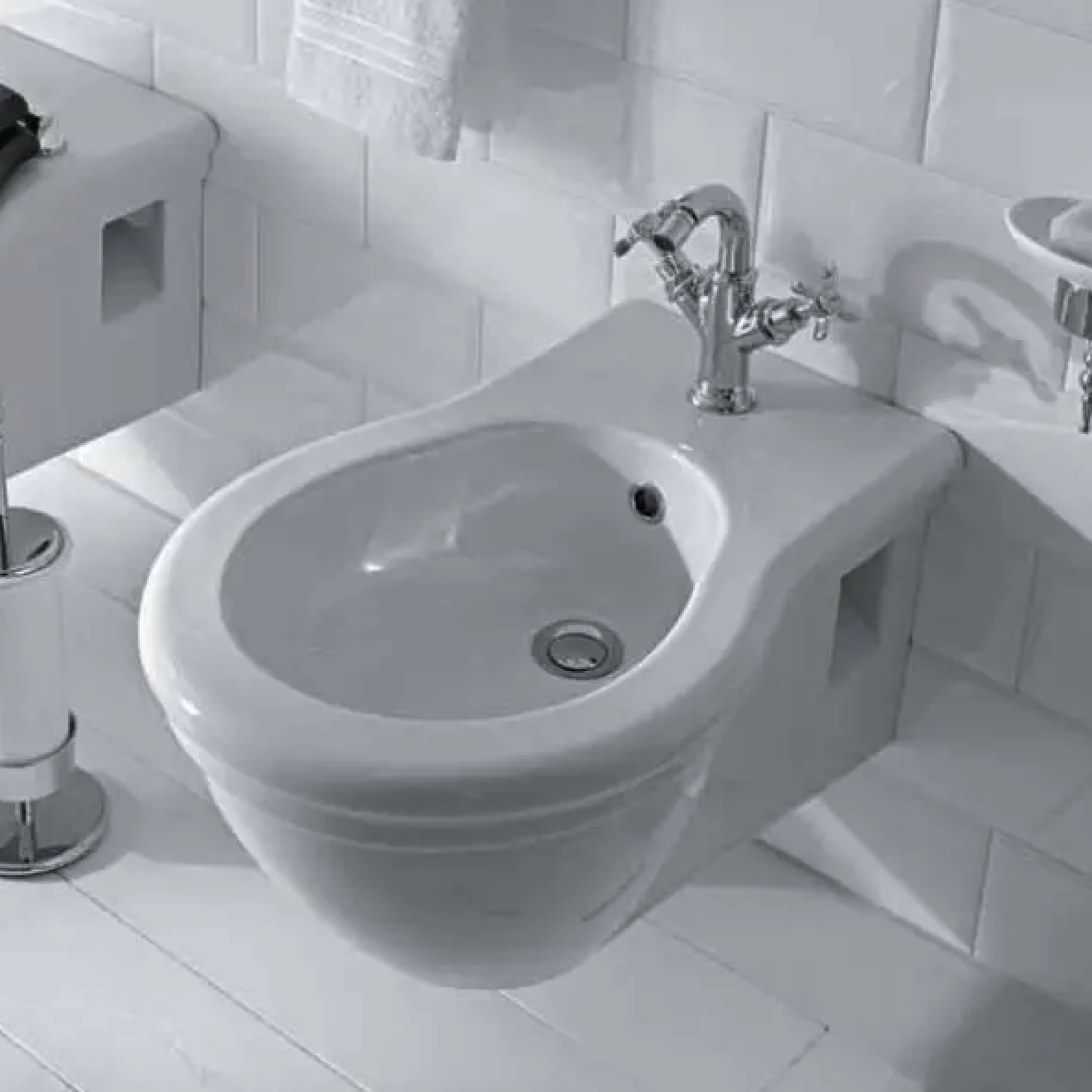 Globo, Paestum Bidet