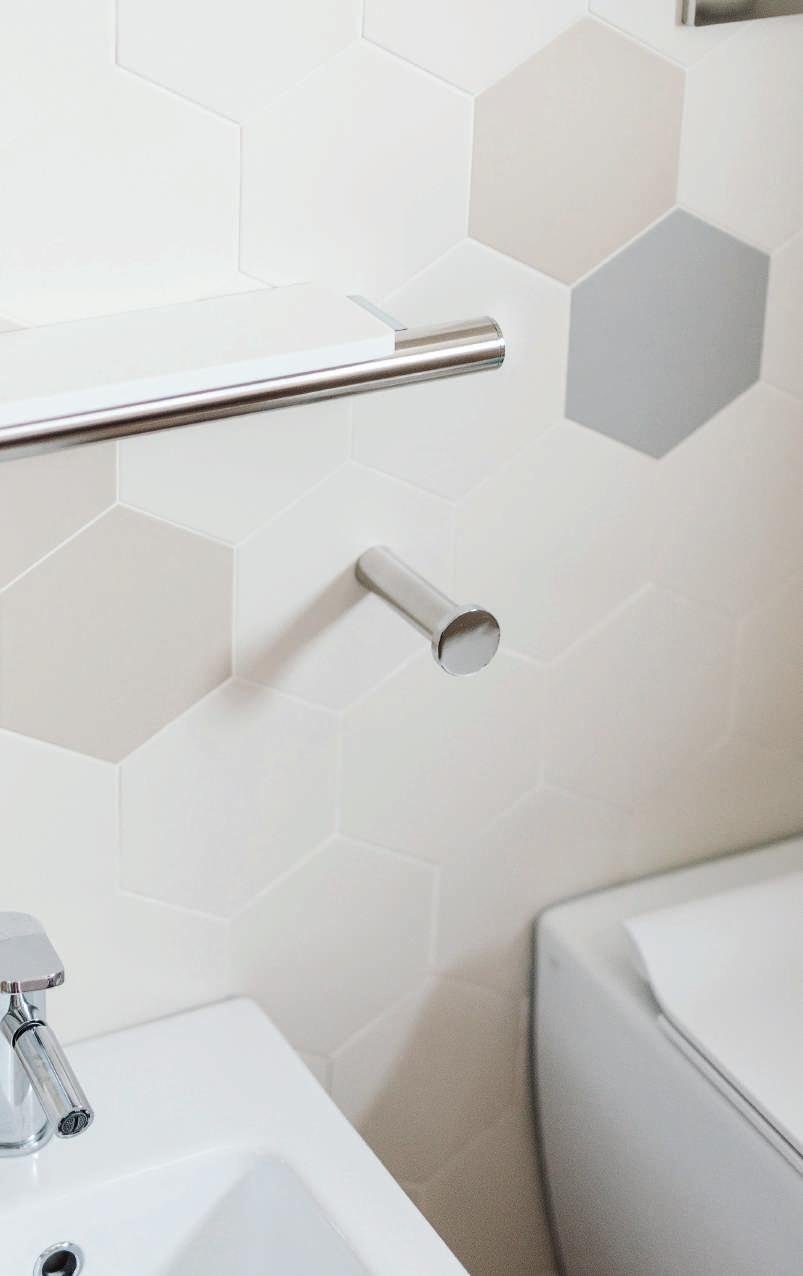 Ponte Giulio, Hug Portarotolo