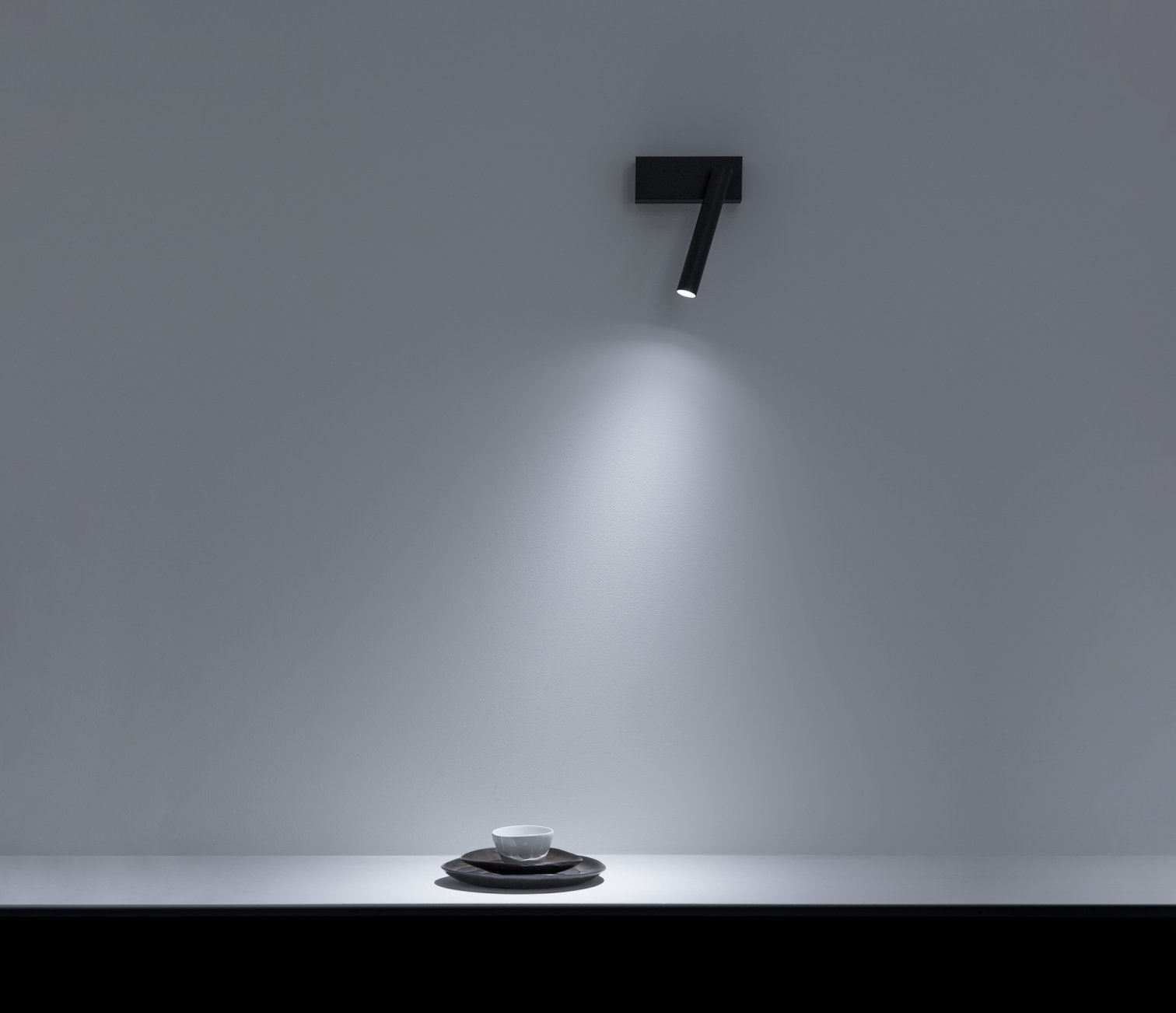 Davide Groppi, Mira Wall lamp matt black