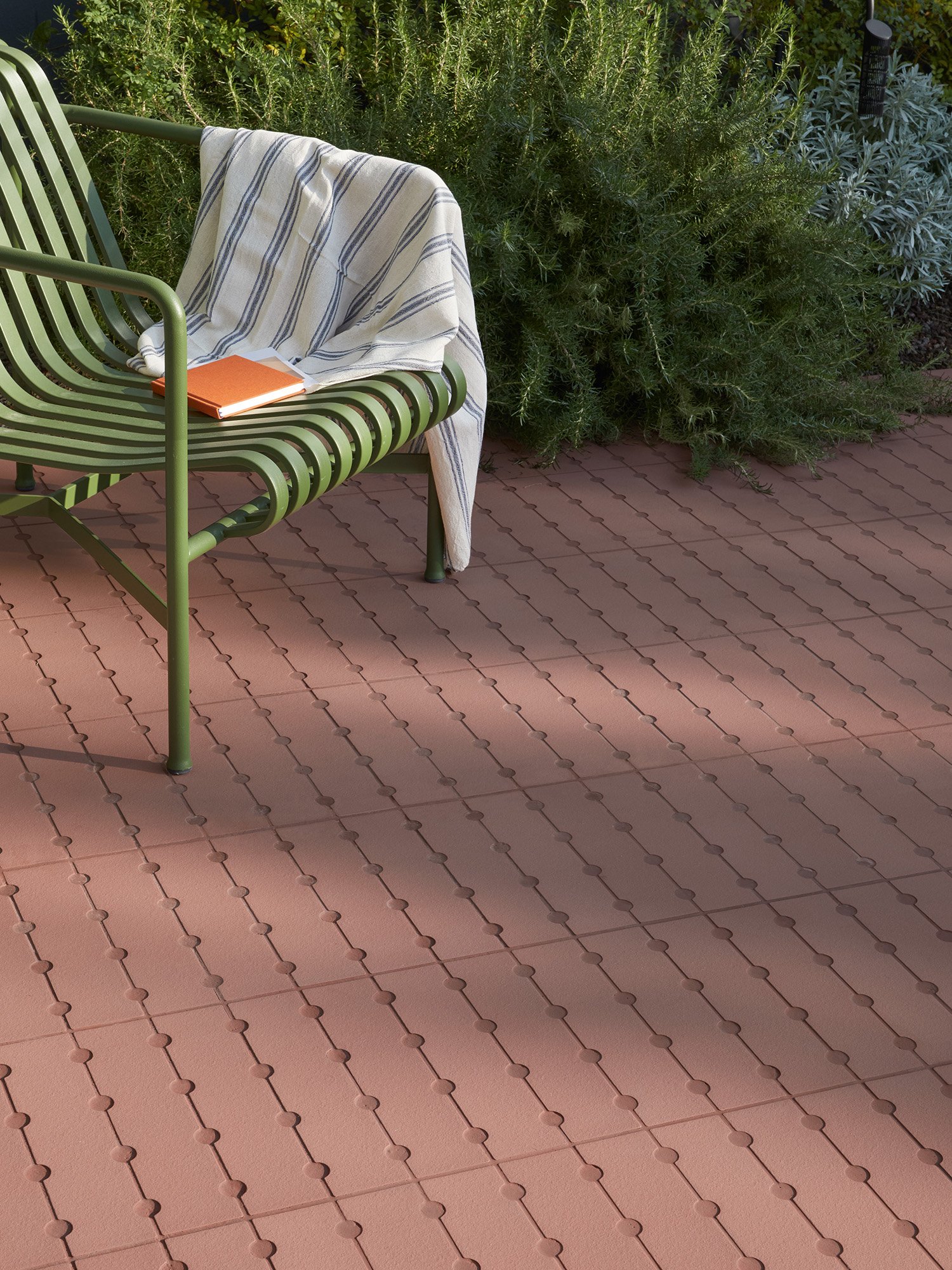 Mutina, Osso & Bottone 32.1x7.5 cm