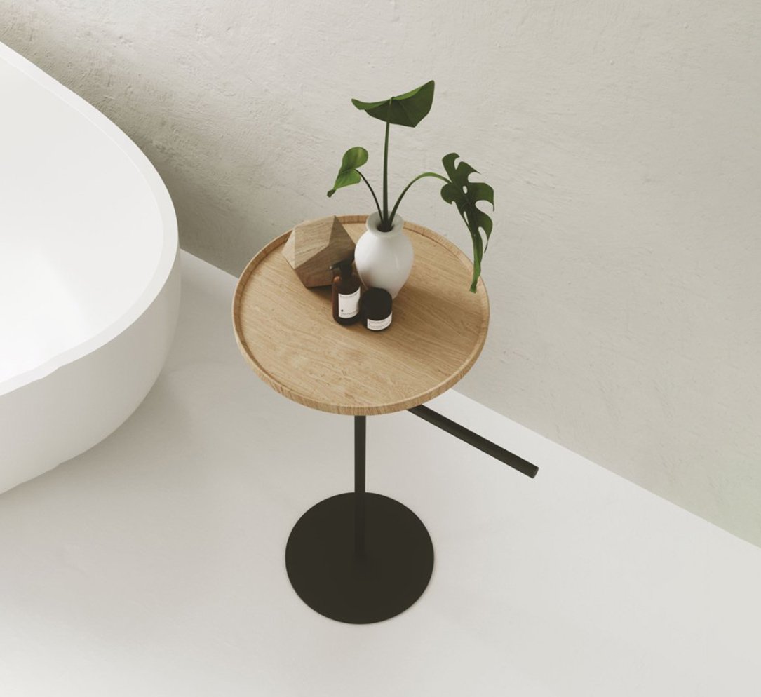 Colavene, Mammolo Towel stand
