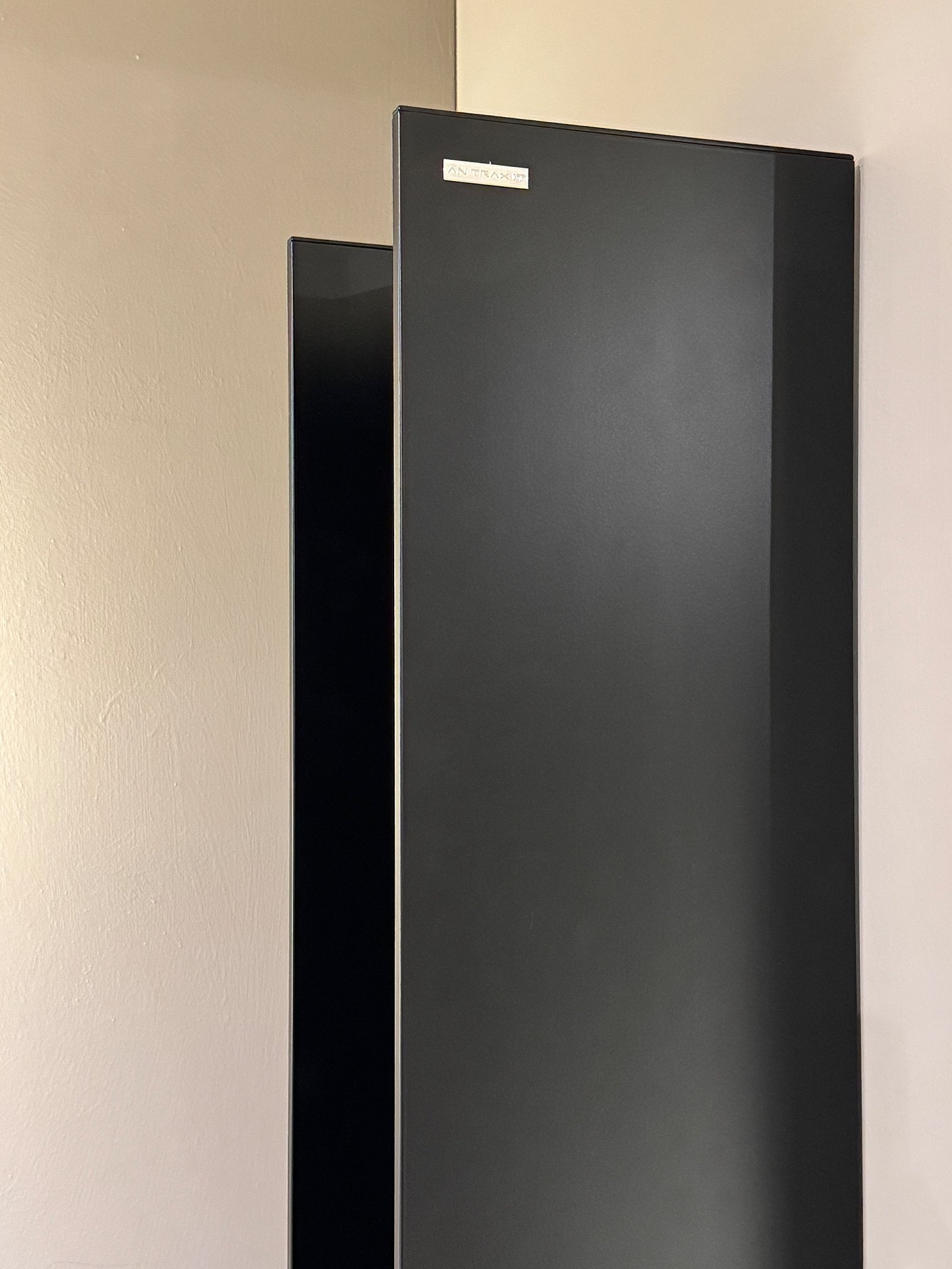 Antrax, Serie T scaldasalviette 150,6x23 cm