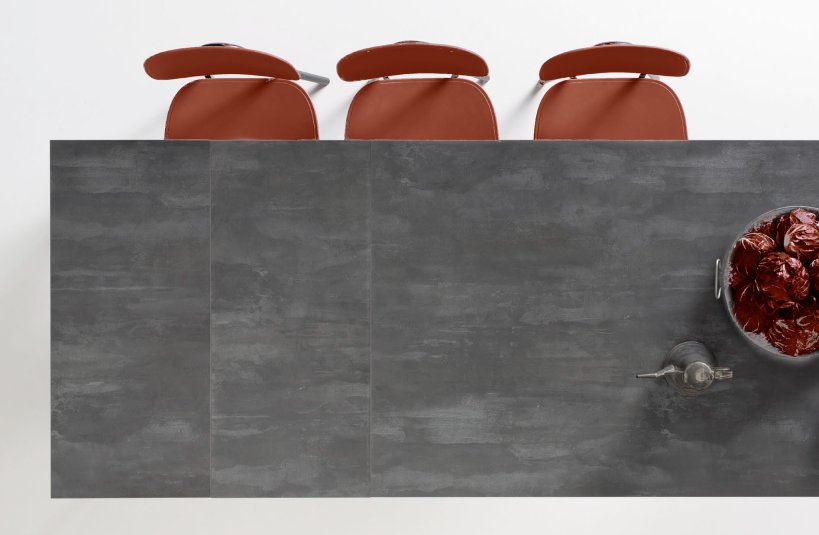 Pointhouse, Tata young 4 Chair