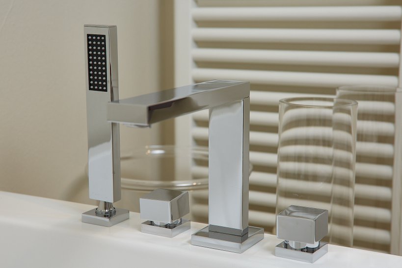 Jacuzzi, Sharp Whirlpool tub 170x75 cm