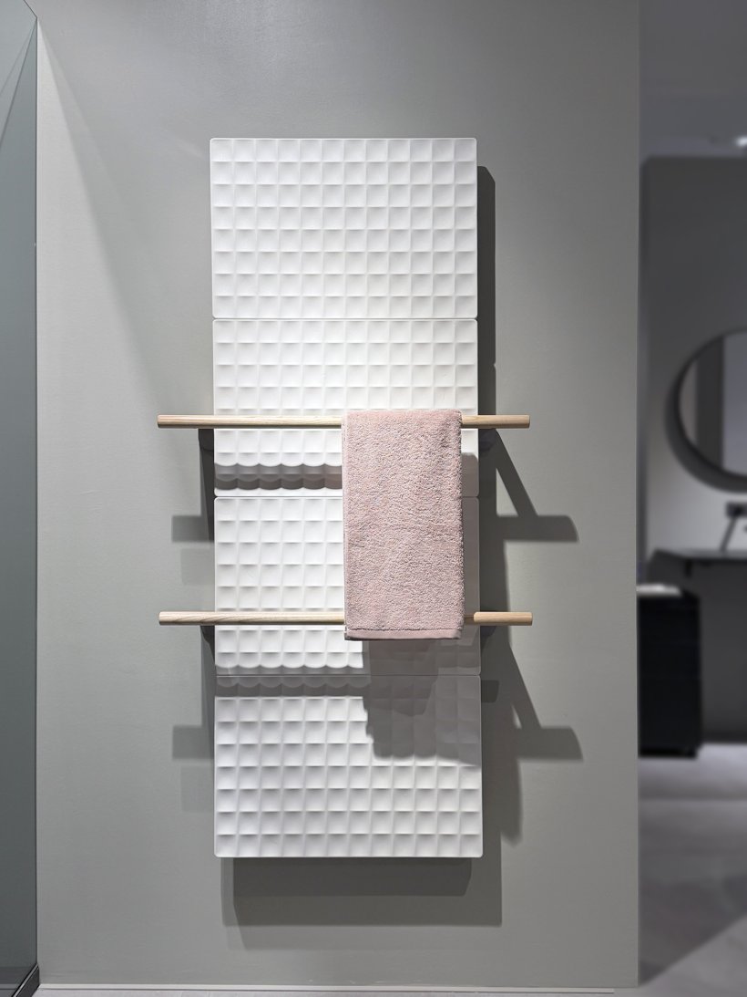 Antrax, Waffle V Design radiator 164x61 cm