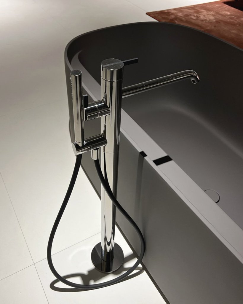 antoniolupi, Essentia Colonna Vasca