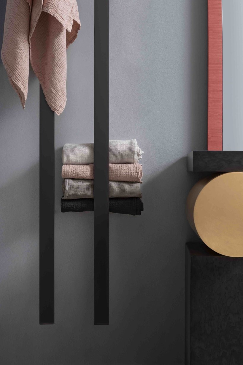 Tubes, I Ching Scaldasalviette elettrico 135x4 cm