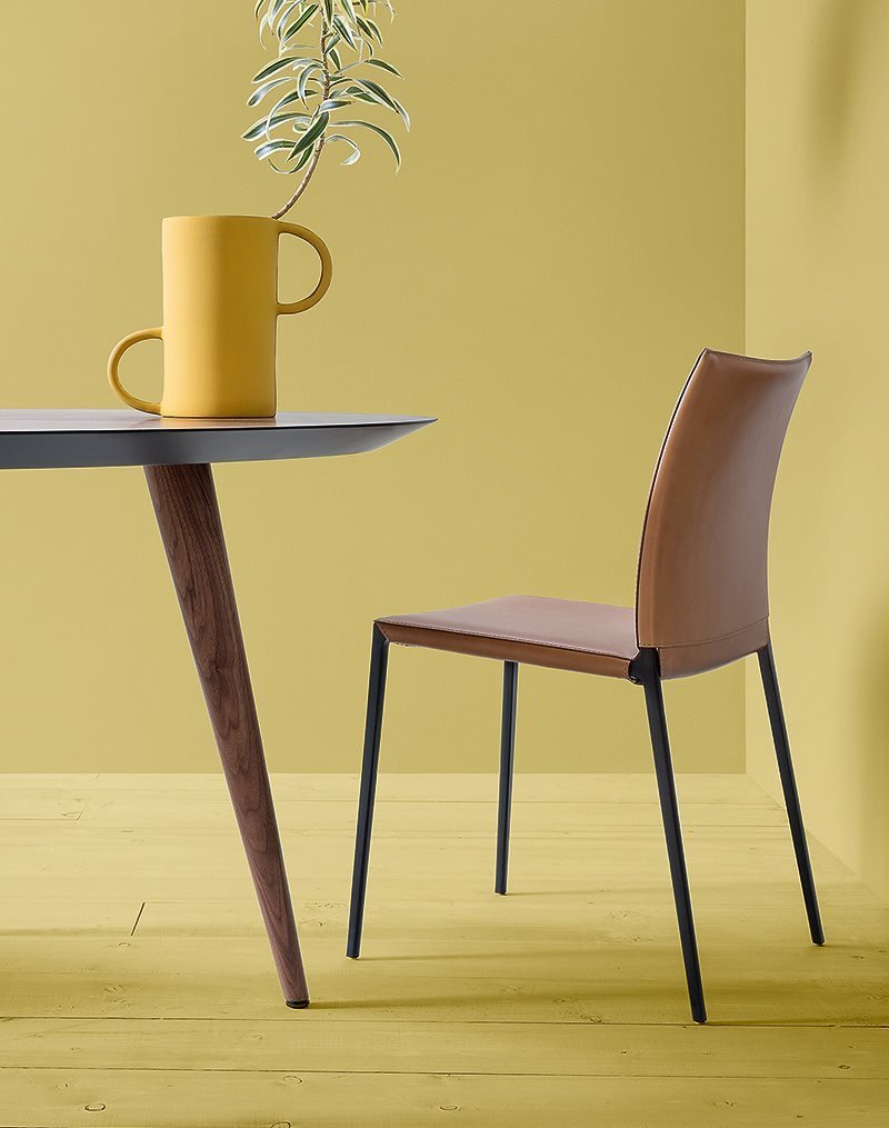 Zanotta, 2087 Lia Chair-large