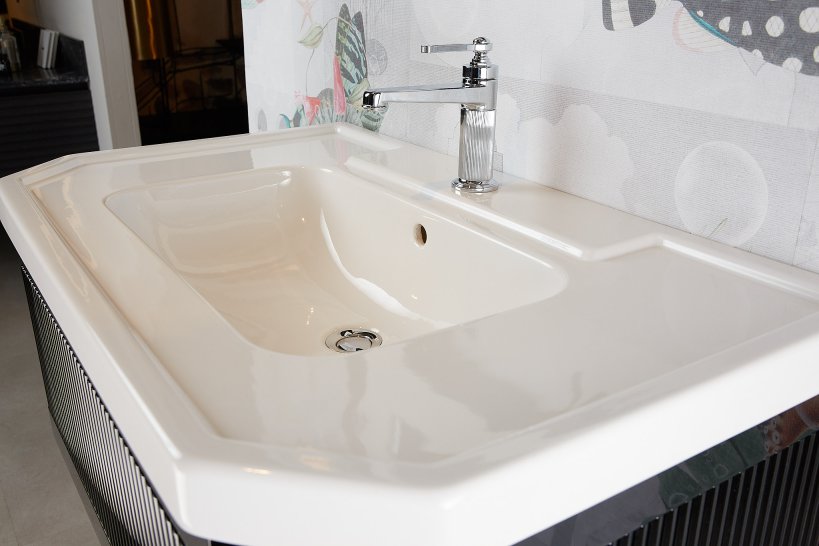 Devon & Devon, Metropolitan Ceramic Vanity unit