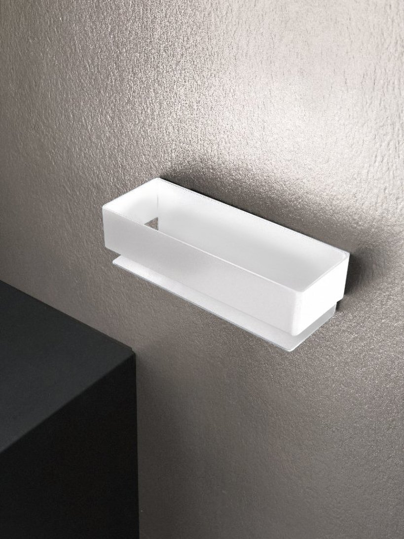 OML, Shower shelf