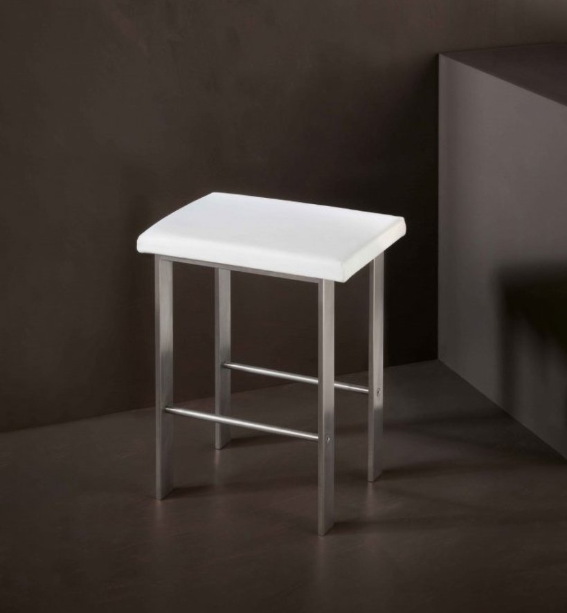 OML, Eagle Stool