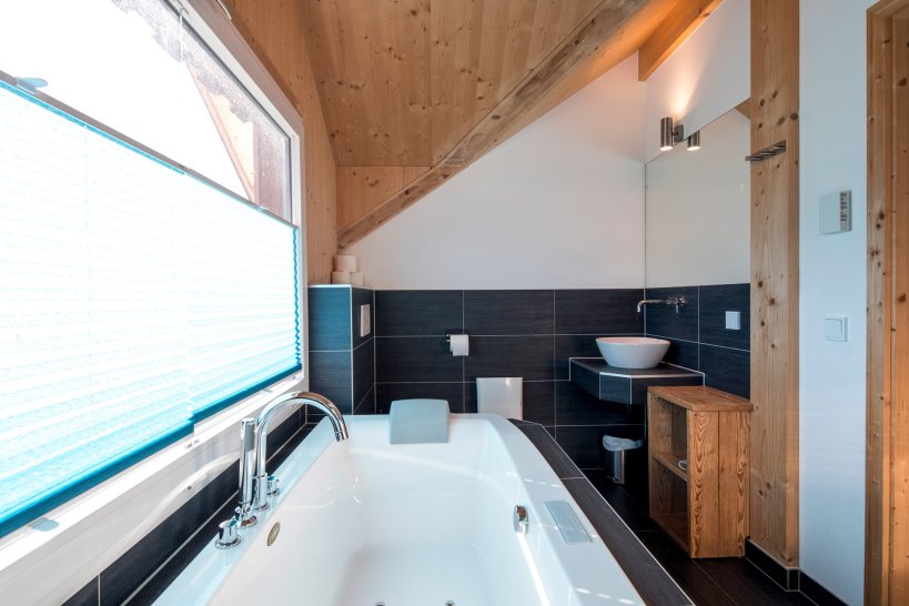 Jacuzzi, Invita Whirlpool massage tub 180x88 cm