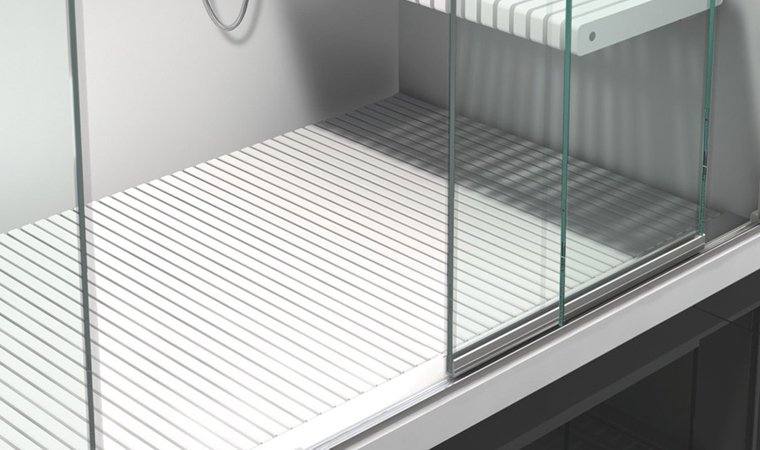 Makro, Deck Shower footplate 146,5x108 cm
