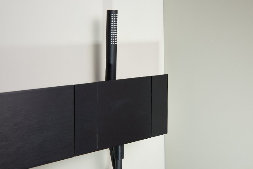 Agape, Sen Gruppo doccia