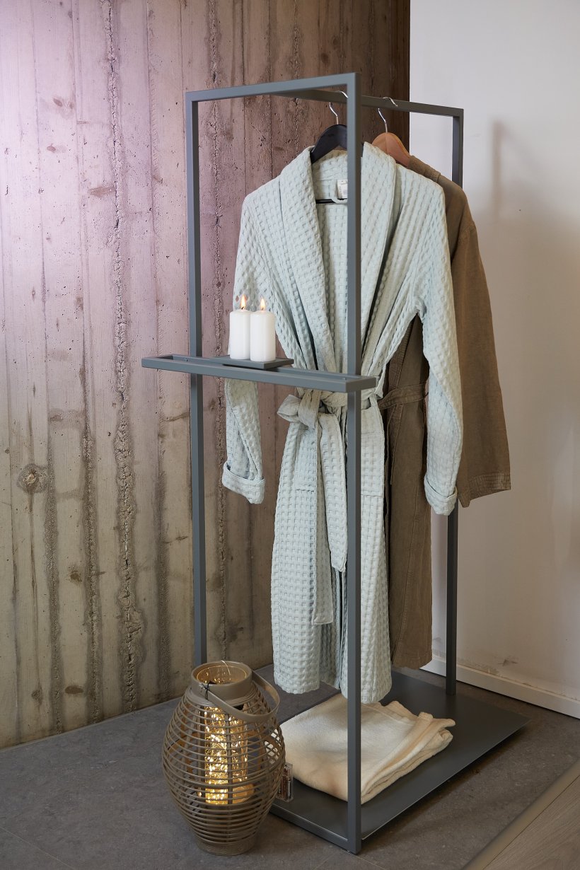 Disenia, Lido Servomuto