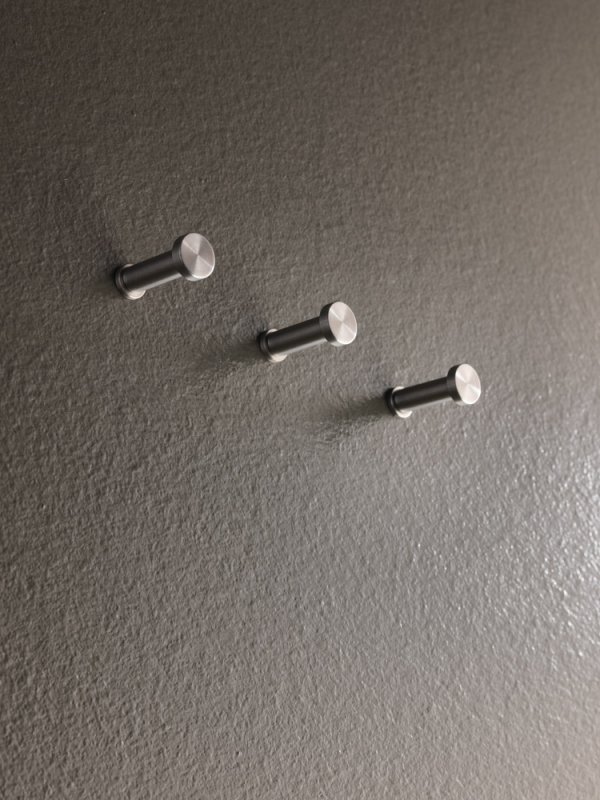 OML, Green Robe hanger