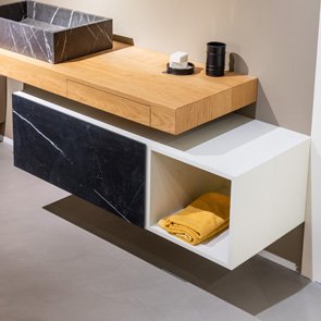 Aqua, Dogma Contenitore L 120 cm