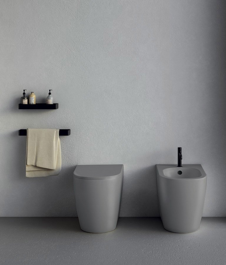 Nic Design, Pin Coppia sanitari