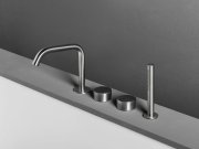 Makro, OX Gruppo vasca