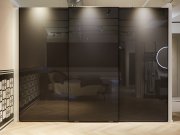 Veneran, Domino Armadio