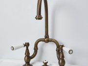 Park Avenue, Astaire Washbasin tap
