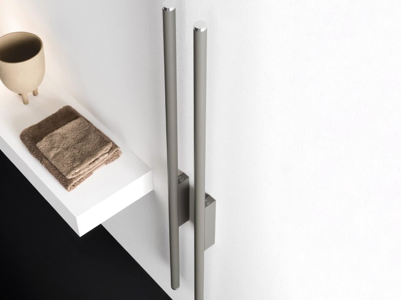Antrax, Tina Electric towel warmer L.142 cm 